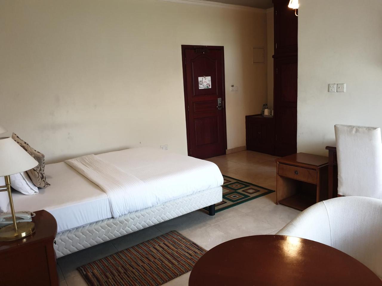 Three Arms Hotel Лагос Экстерьер фото